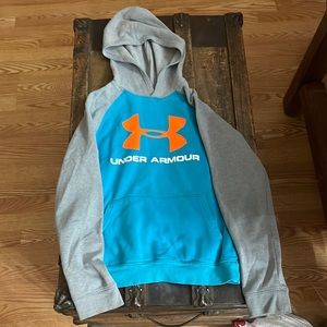 Boys under Armour hoodie